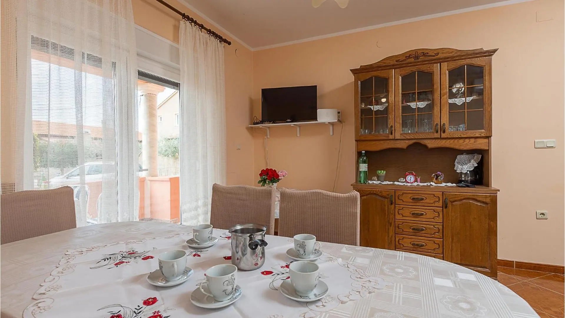 1 Bedroom Nice Apartment In Betiga Barbariga