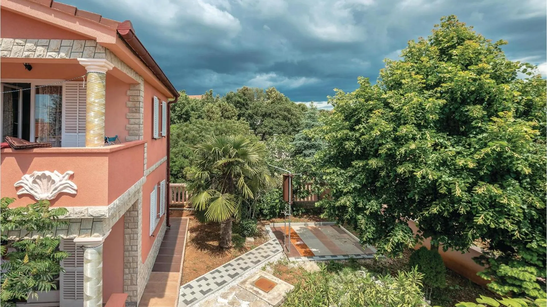 1 Bedroom Nice Apartment In Betiga Barbariga Croatia